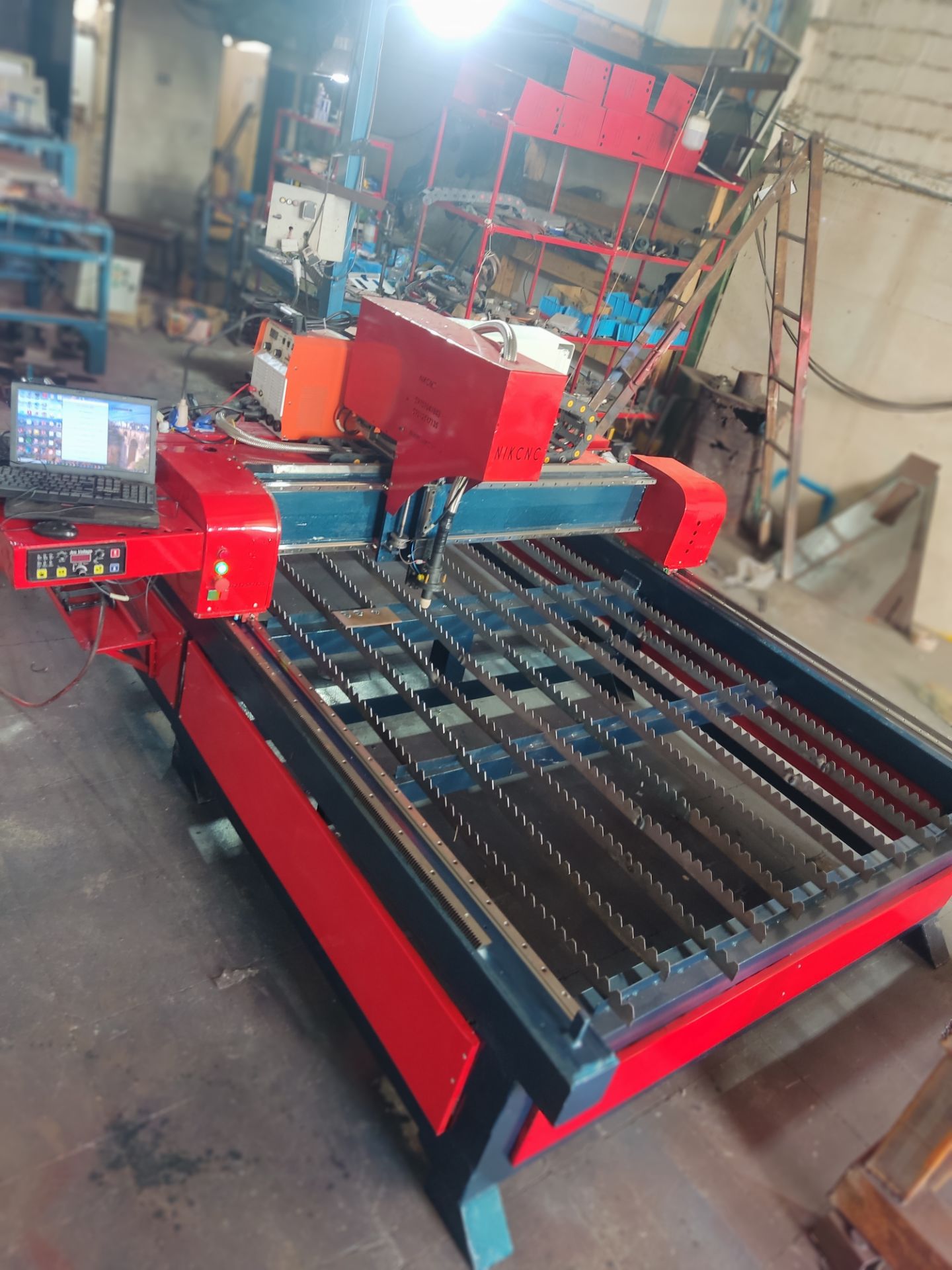 سی ان سی برش فلزات سایز دو متر در شش متر دارای هوا برش Plasma cnc